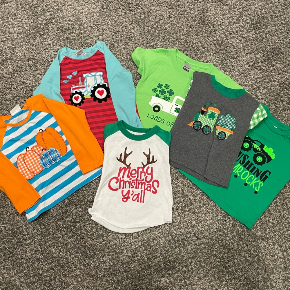 Lot of 3T holiday shirts.